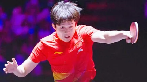 “葡萄牙狂胜是否因C罗缺阵？佩雷拉回应：进球非因C罗缺席”